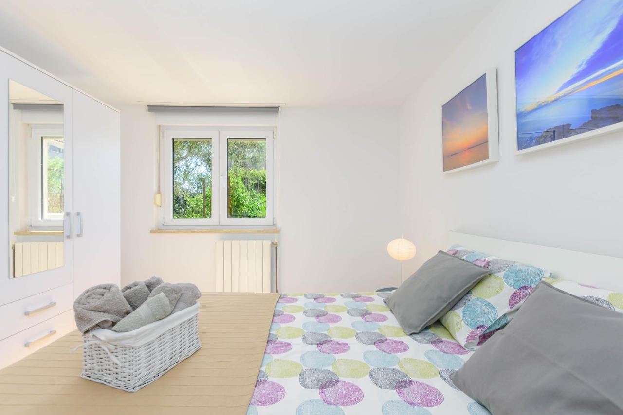Apartment Dragonja Pula Buitenkant foto